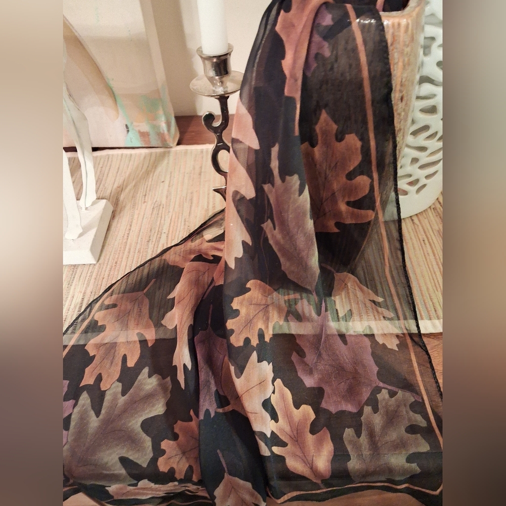 Leaf Pattern Sheer Scarf